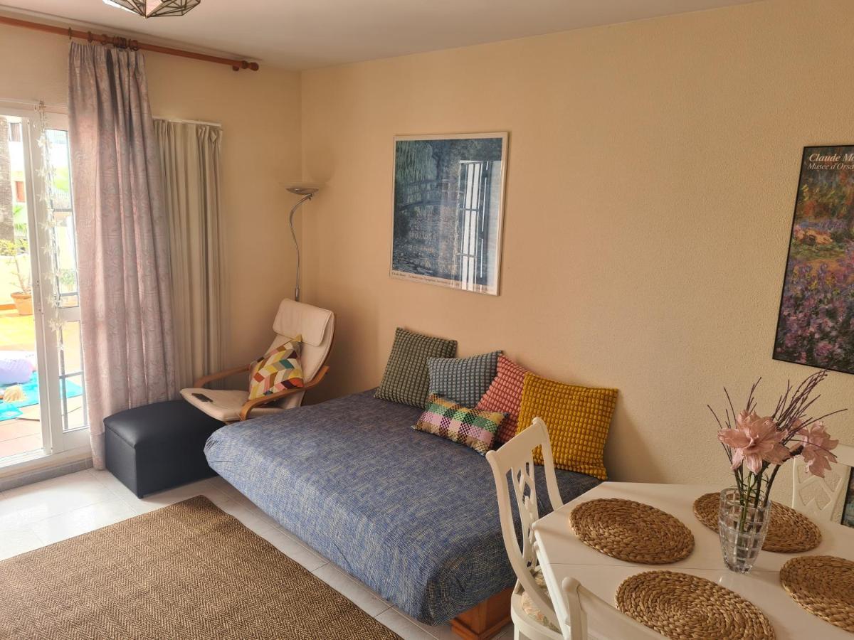 Apartamento En Mijas Con Terraza, Capacidad Para 5 Personas Con Piscina De Temporada Malaga Exterior photo