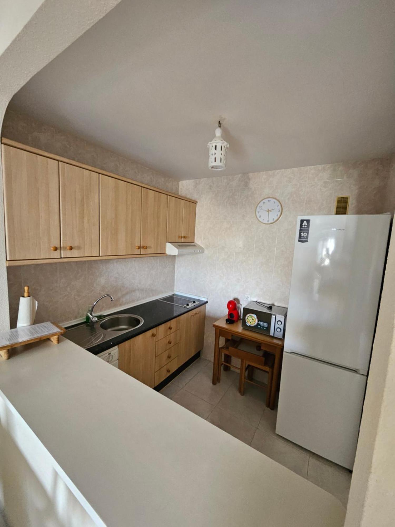 Apartamento En Mijas Con Terraza, Capacidad Para 5 Personas Con Piscina De Temporada Malaga Exterior photo